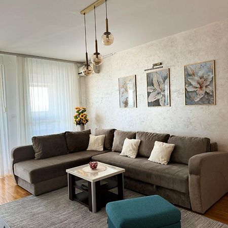 Manhattan Apartman Belvil Белград Екстер'єр фото