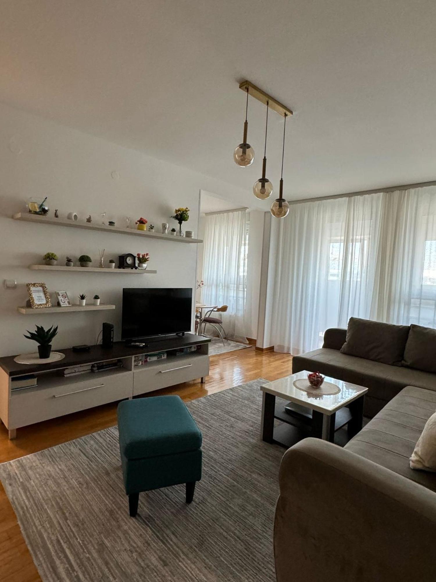 Manhattan Apartman Belvil Белград Екстер'єр фото
